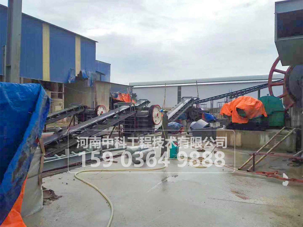 顎式破碎機的表示及大型、中型、小型定義